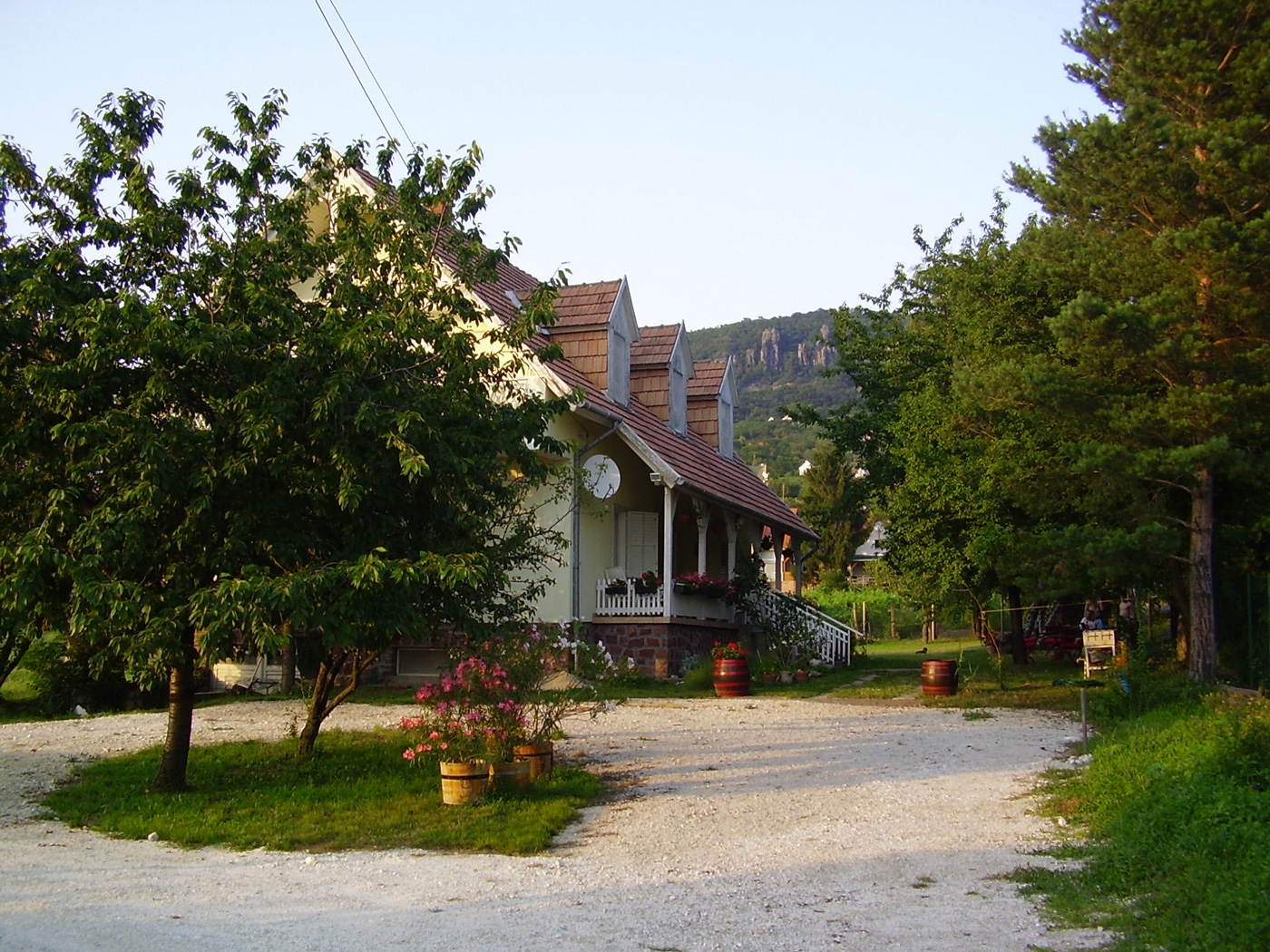 Lábdi Cottage